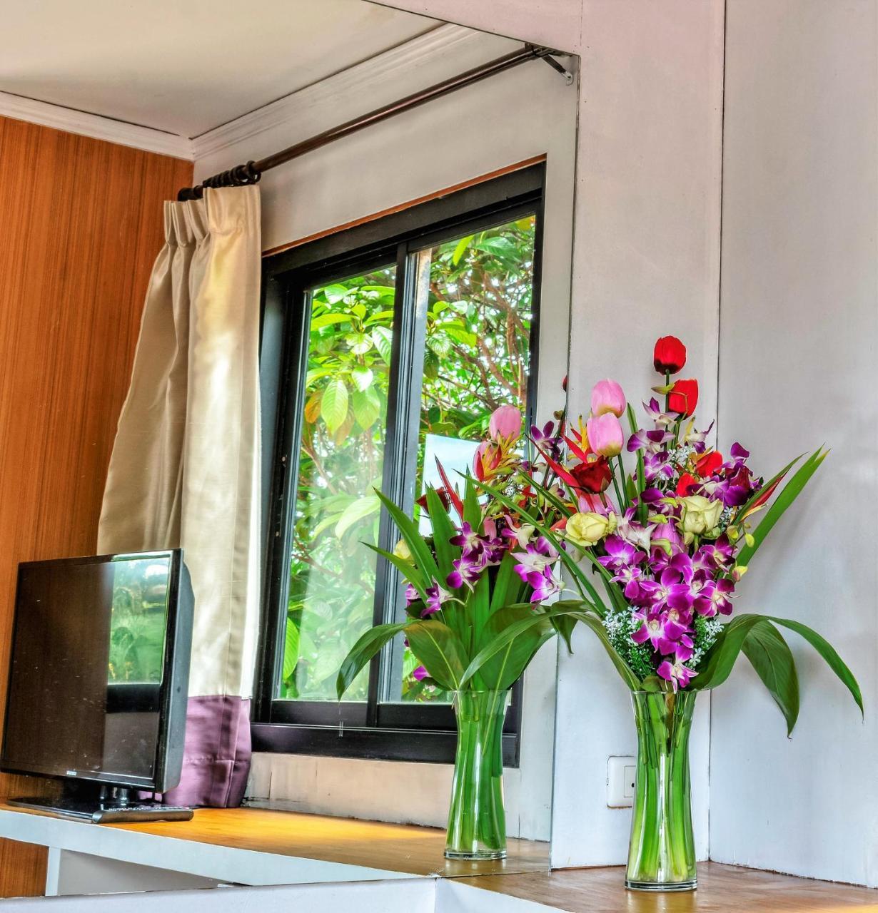 Corsica Guesthouse Bãi biển Kata Ngoại thất bức ảnh