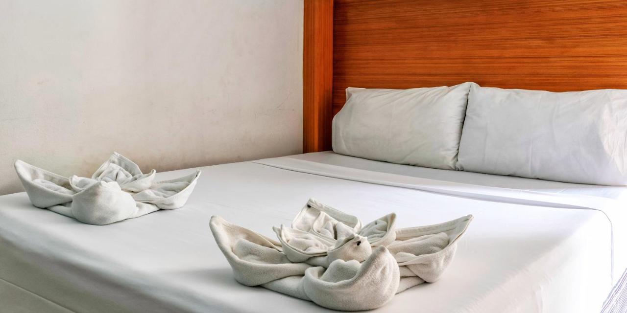 Corsica Guesthouse Bãi biển Kata Ngoại thất bức ảnh