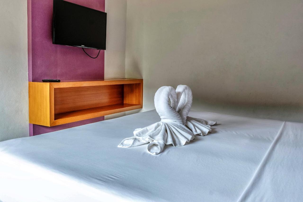 Corsica Guesthouse Bãi biển Kata Ngoại thất bức ảnh